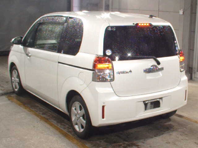 TOYOTA SPADE