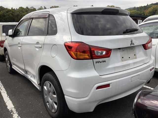 MITSUBISHI RVR