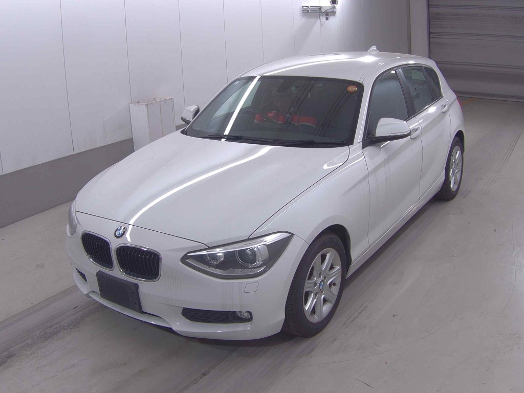 BMW 1-SERIES