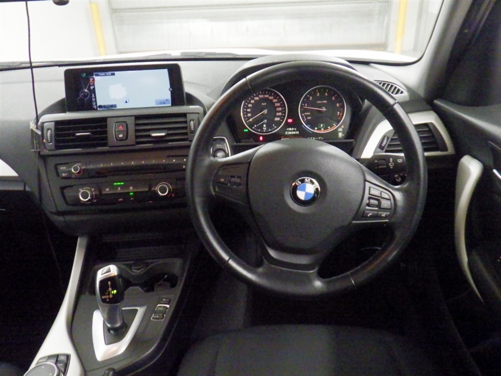 BMW 1-SERIES