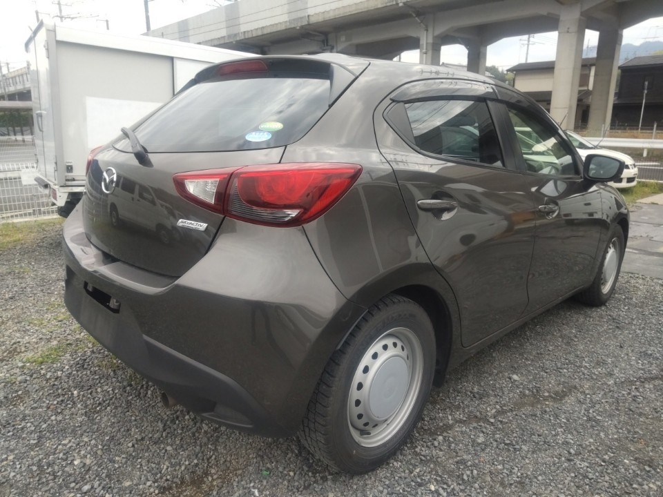 MAZDA DEMIO