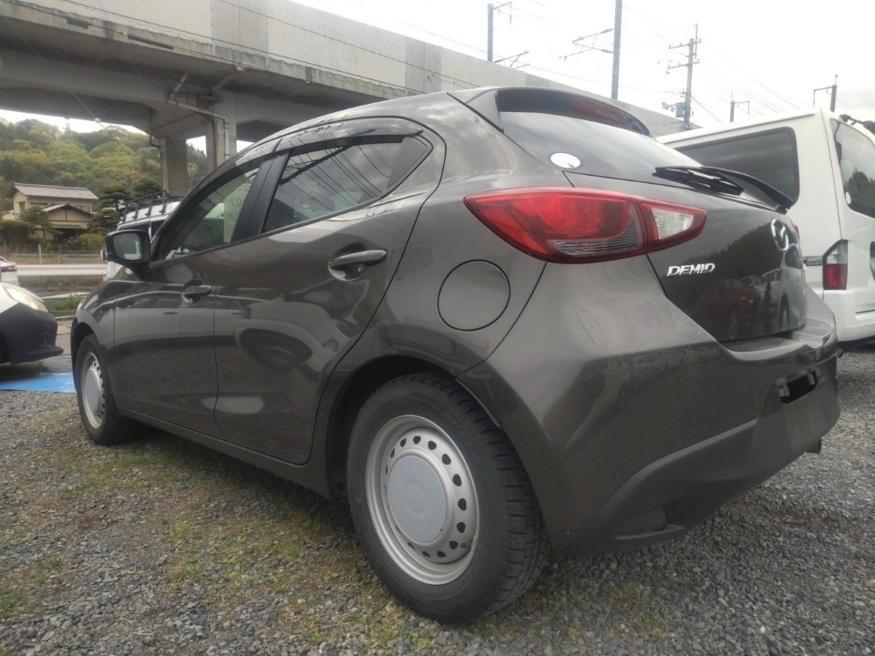 MAZDA DEMIO