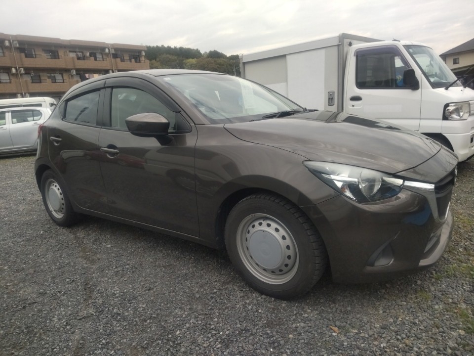 MAZDA DEMIO