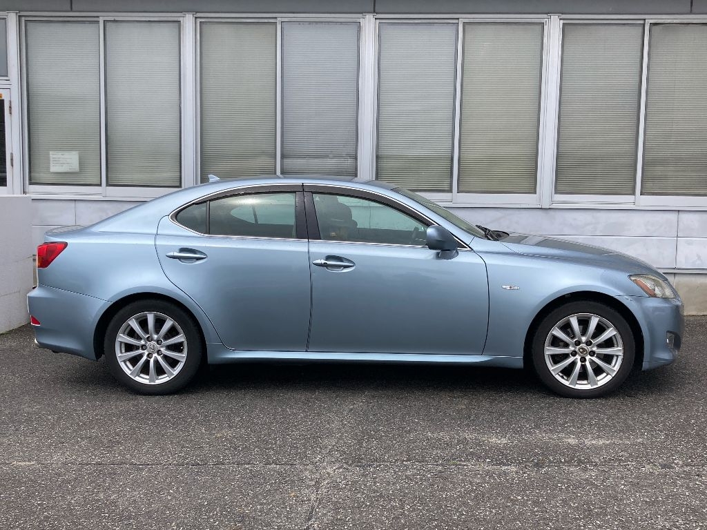 LEXUS IS250