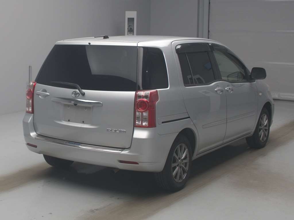 TOYOTA RAUM