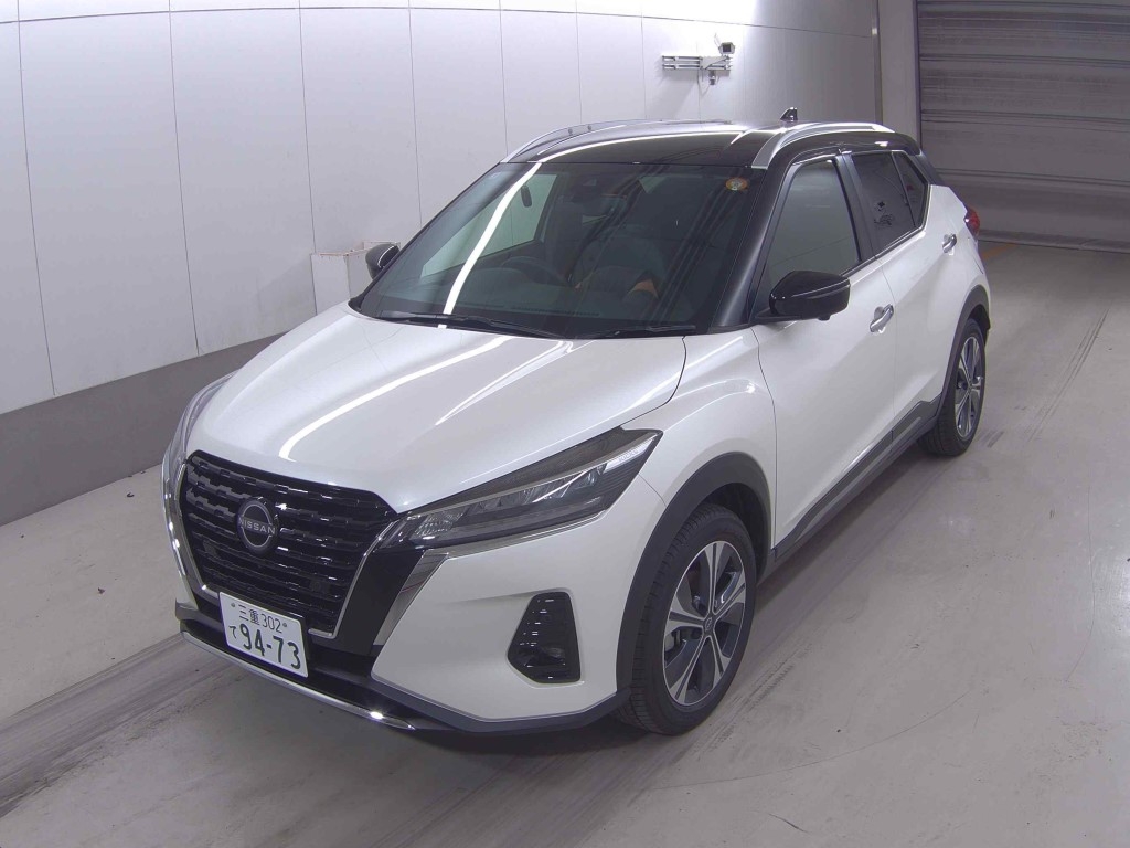 NISSAN KICKS