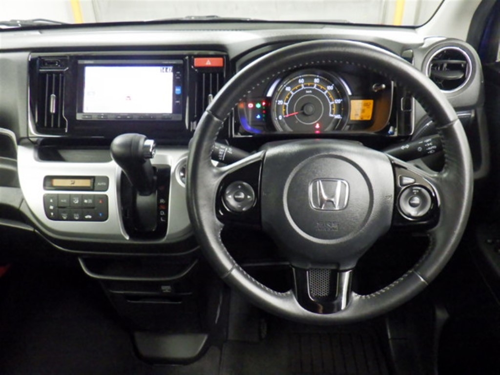 HONDA N-WGN