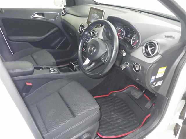 MERCEDES-BENZ B-CLASS