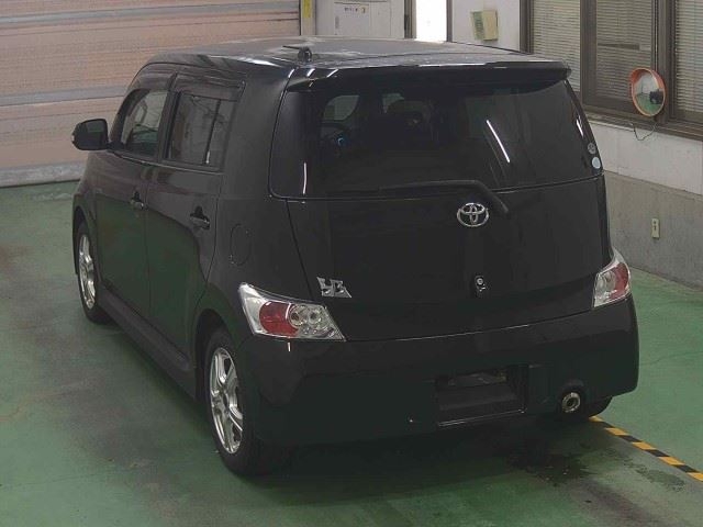 TOYOTA BB