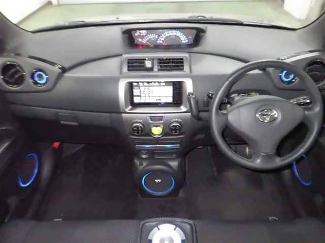 TOYOTA BB