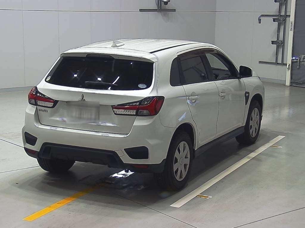 MITSUBISHI RVR