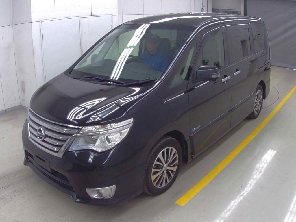 NISSAN SERENA