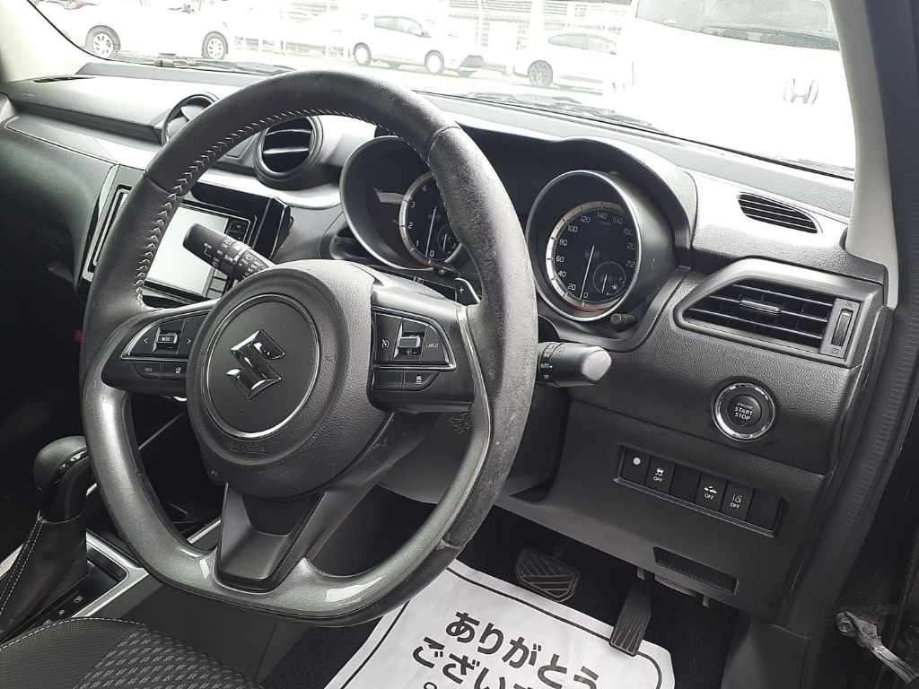 SUZUKI SWIFT