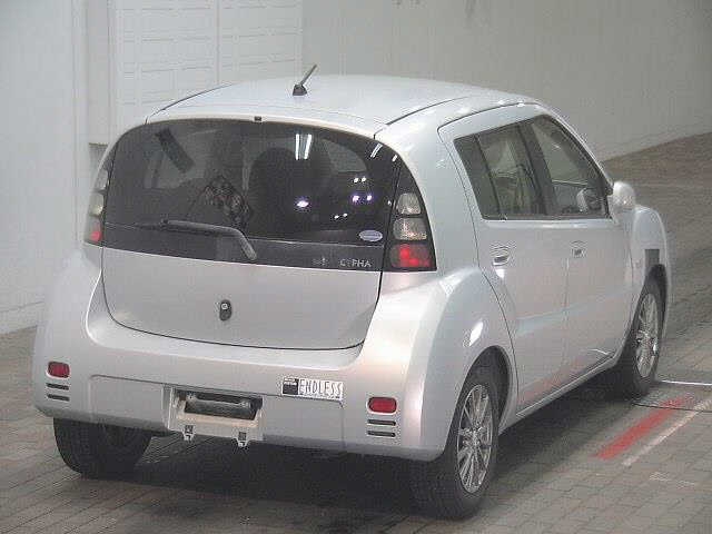 TOYOTA WILL CYPHA