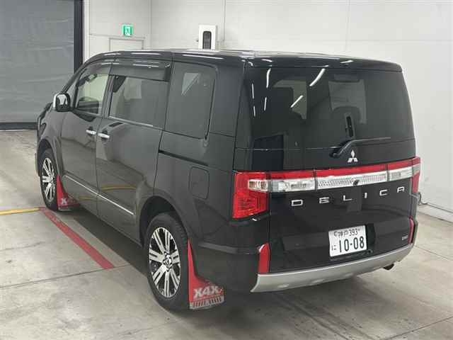 MITSUBISHI DELICA D:5