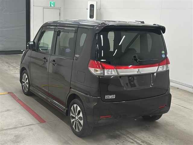 MITSUBISHI DELICA D:2
