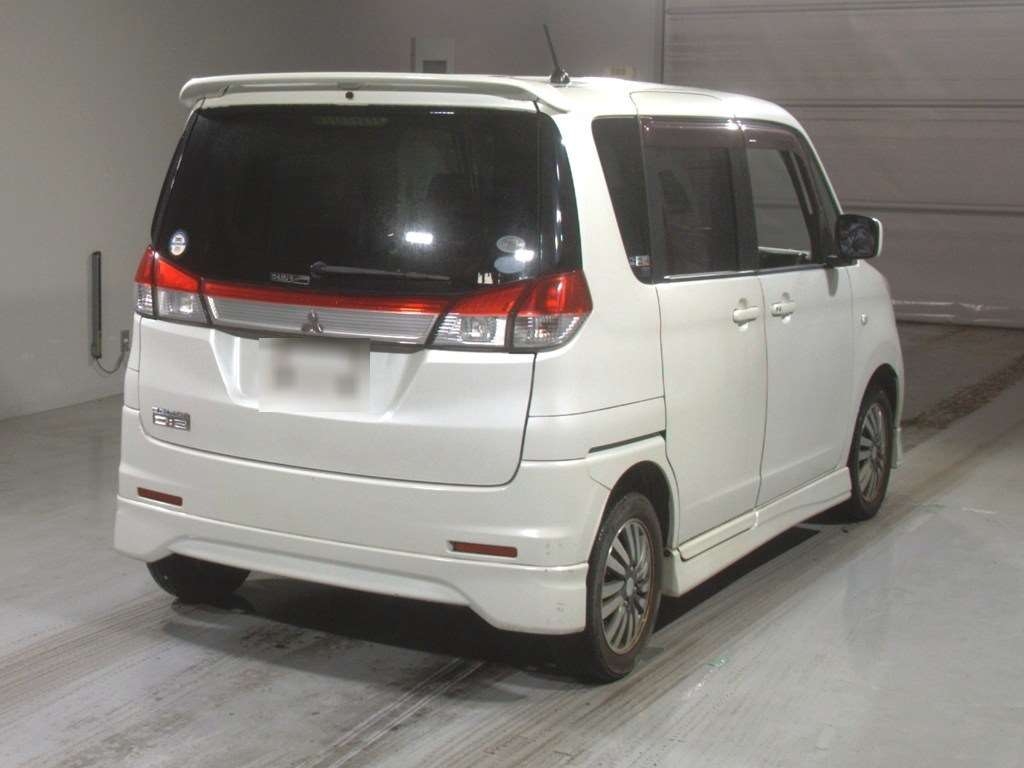 MITSUBISHI DELICA D:2