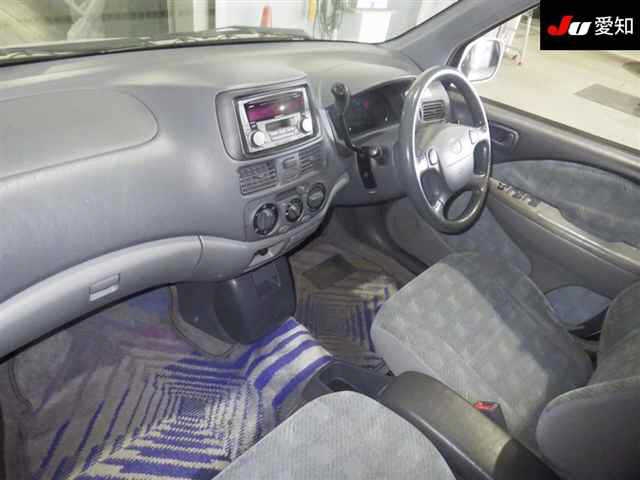 TOYOTA RAUM