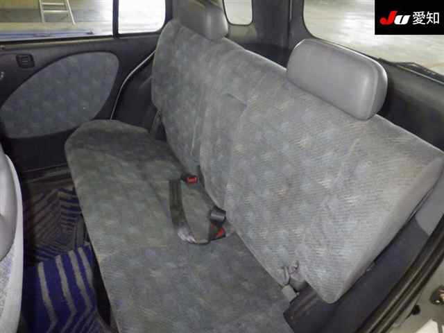 TOYOTA RAUM