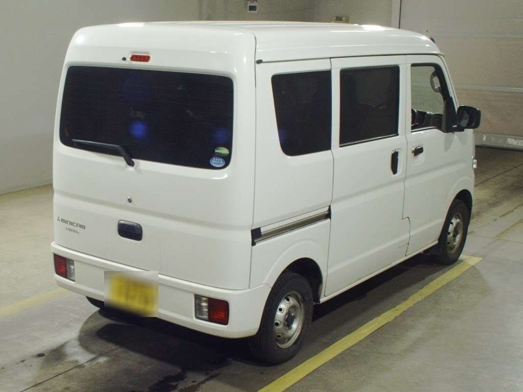 MITSUBISHI MINICAB