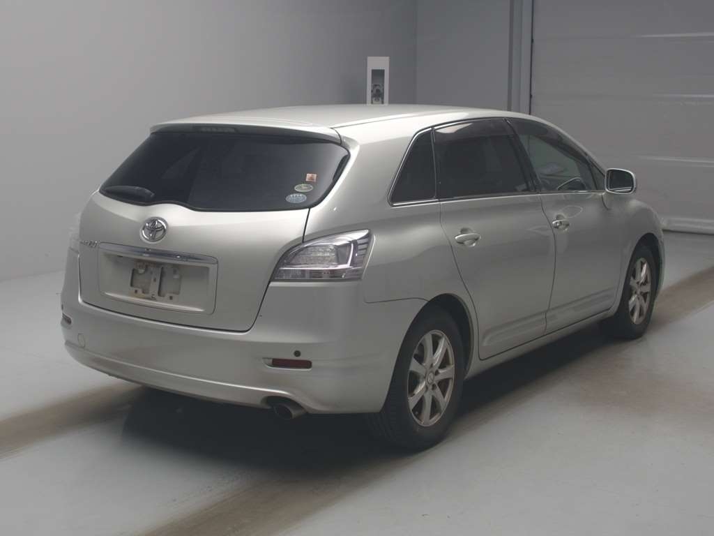 TOYOTA MARK X ZIO