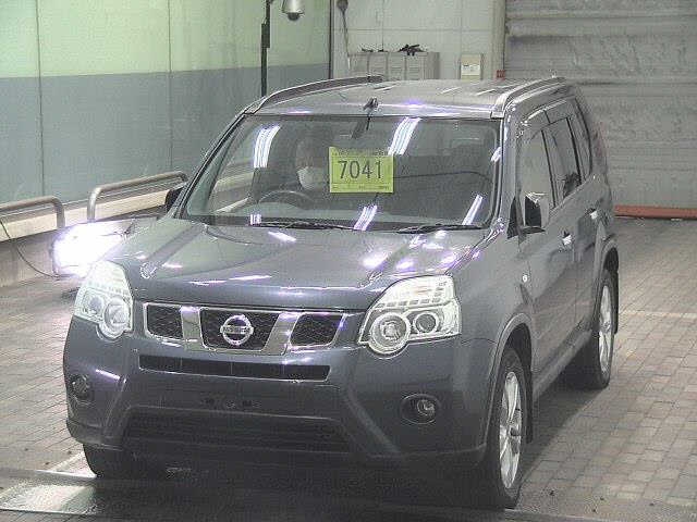 NISSAN X-TRAIL