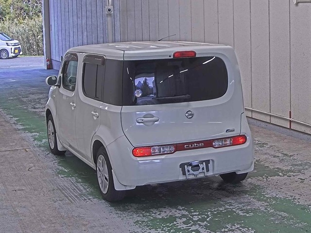 NISSAN CUBE