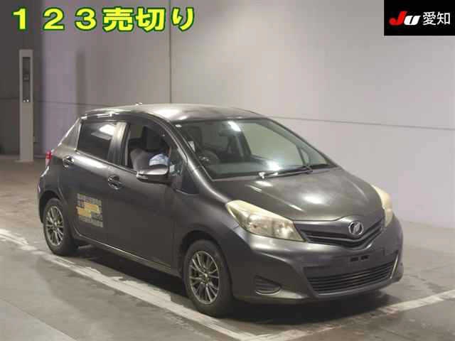 TOYOTA VITZ