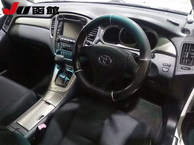 TOYOTA KLUGER V