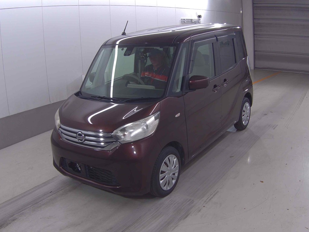 NISSAN DAYZ ROOX