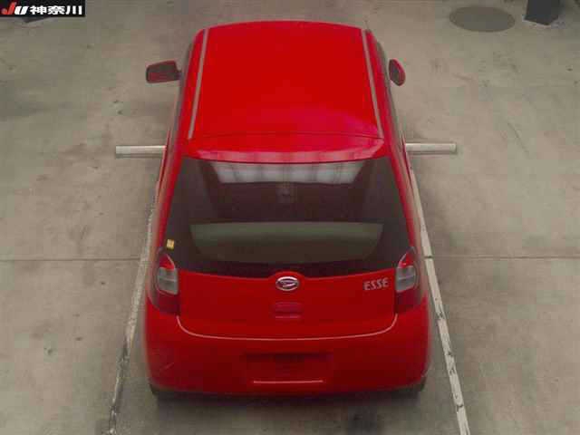 DAIHATSU ESSE