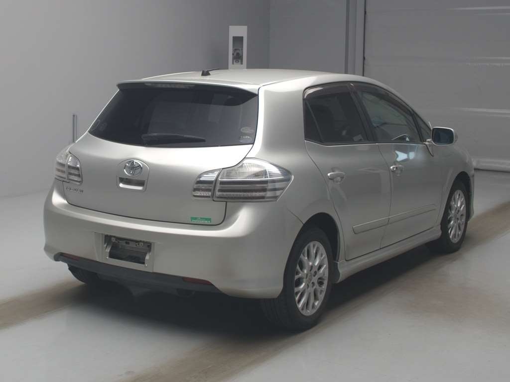 TOYOTA BLADE