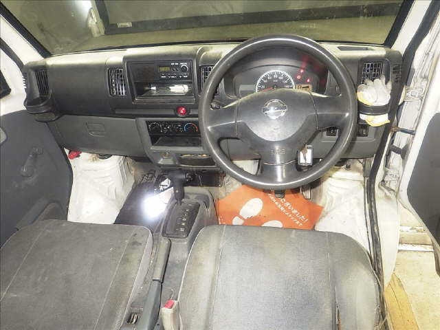 NISSAN CLIPPER