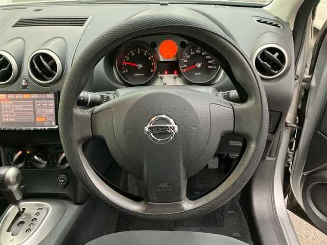 NISSAN DUALIS