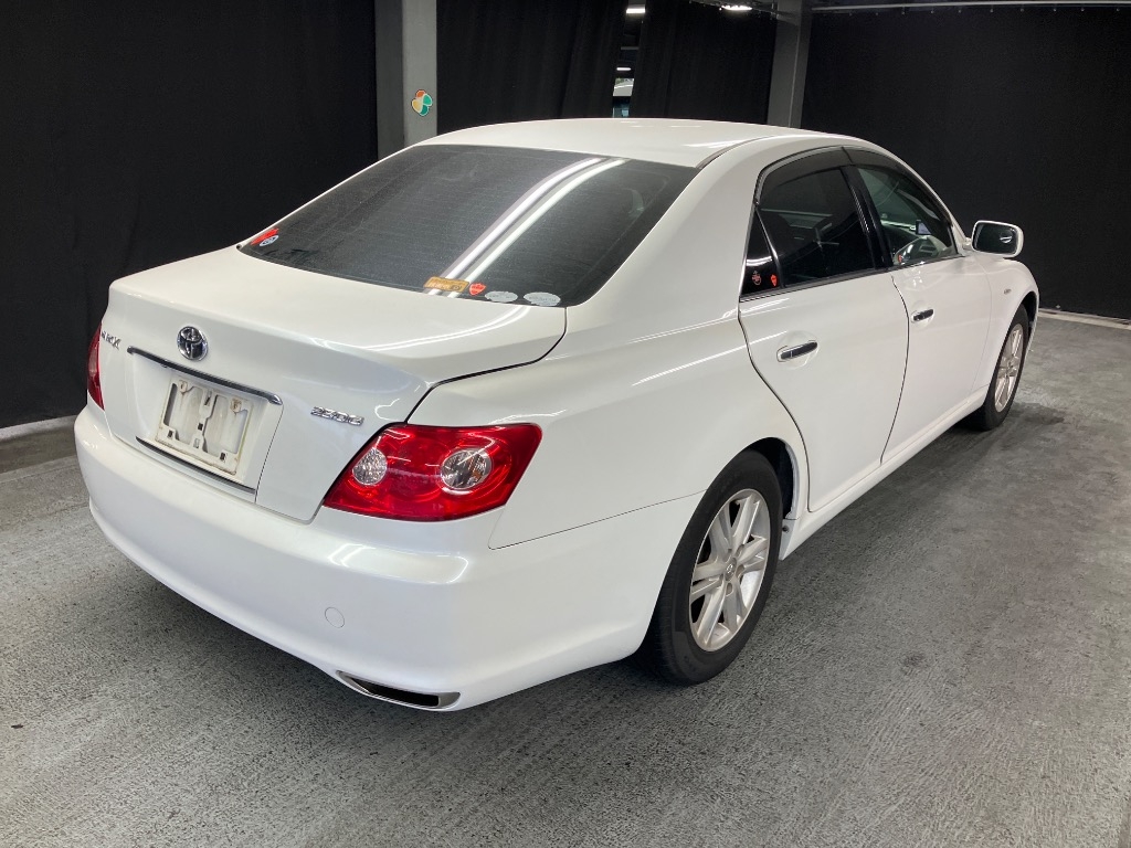 TOYOTA MARK X