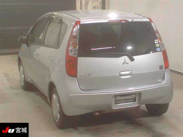MITSUBISHI COLT