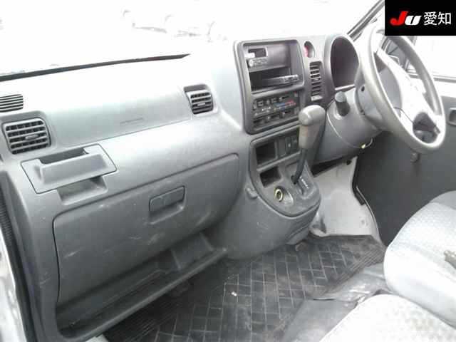 TOYOTA PIXIS VAN