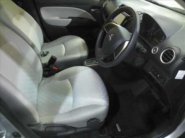 MITSUBISHI MIRAGE