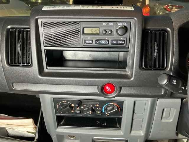 MITSUBISHI MINICAB