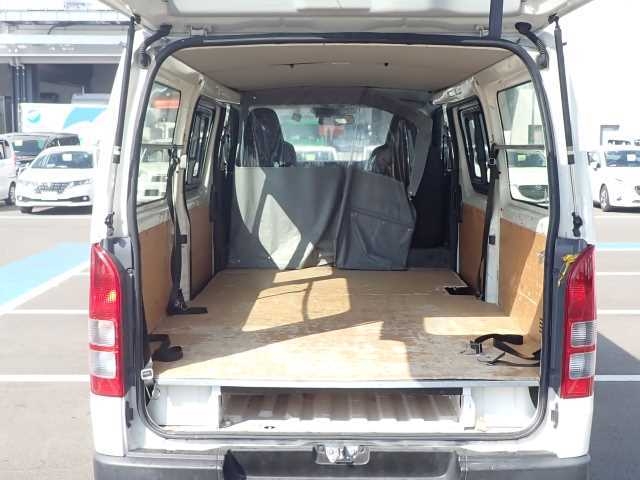 TOYOTA REGIUS ACE
