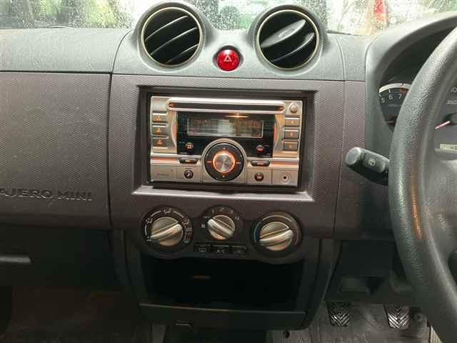 MITSUBISHI PAJERO MINI