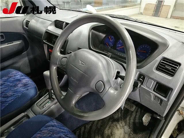 DAIHATSU TERIOS KID
