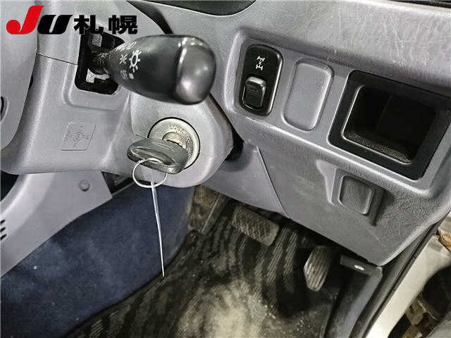 DAIHATSU TERIOS KID