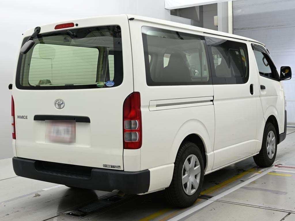 TOYOTA REGIUS ACE