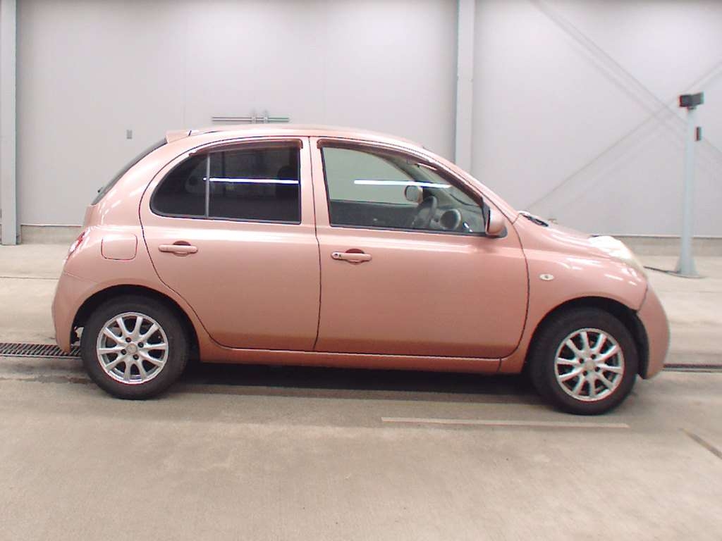NISSAN MARCH