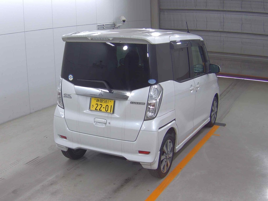MITSUBISHI EK SPACE
