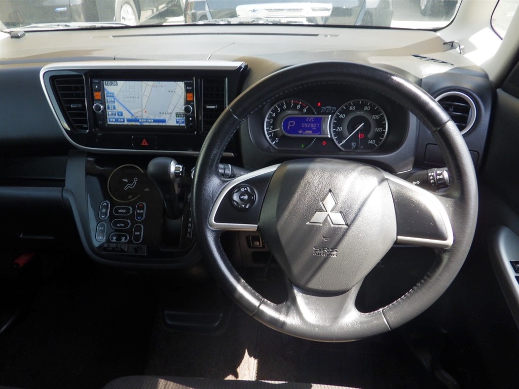 MITSUBISHI EK SPACE