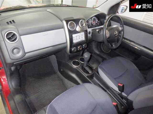 MAZDA VERISA