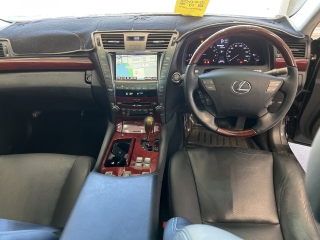 LEXUS LS460