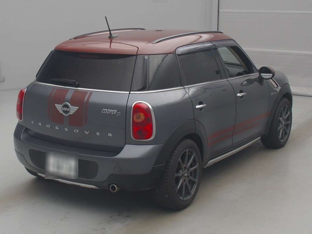MINI CROSSOVER